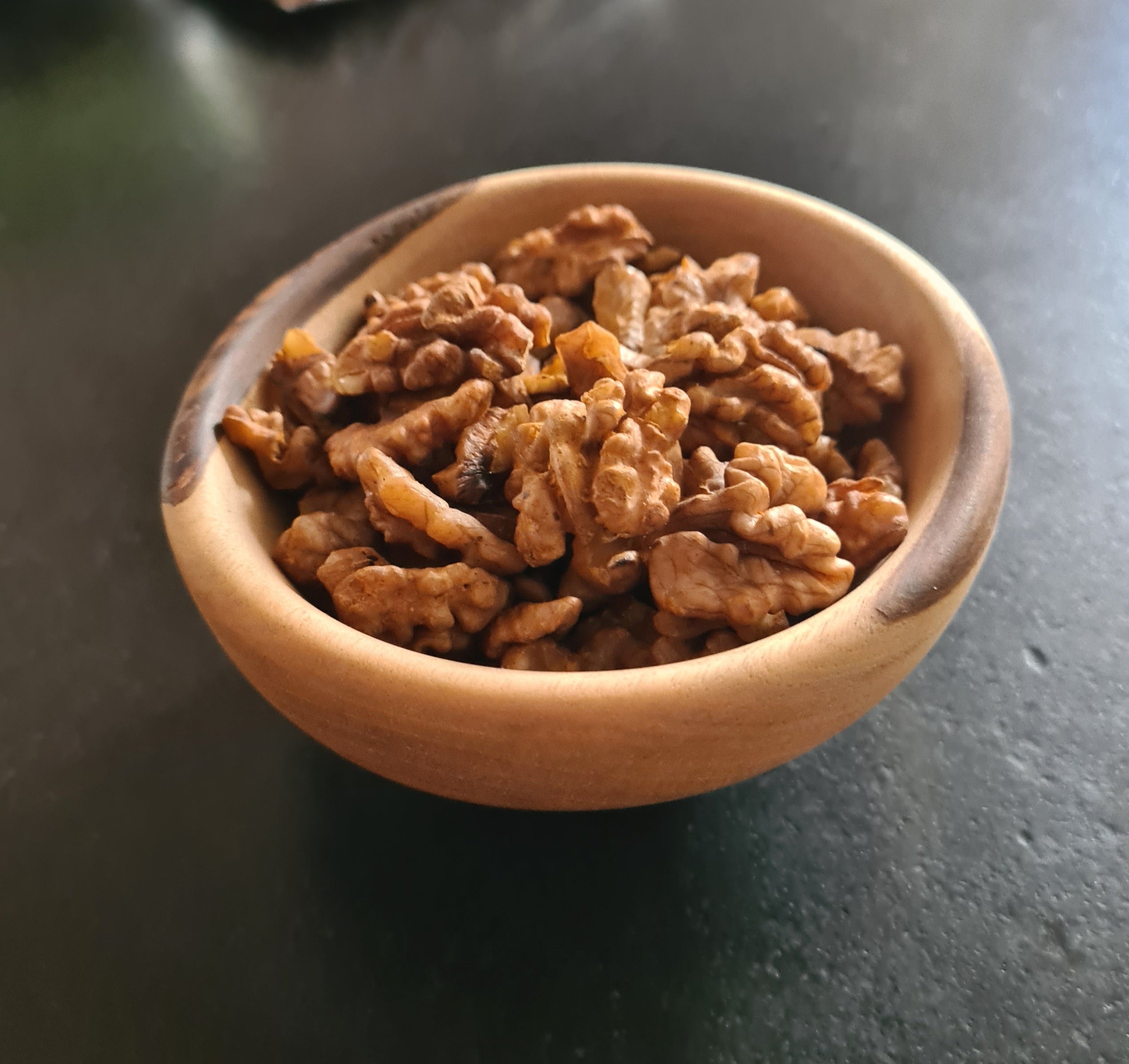 Noix salées au safran