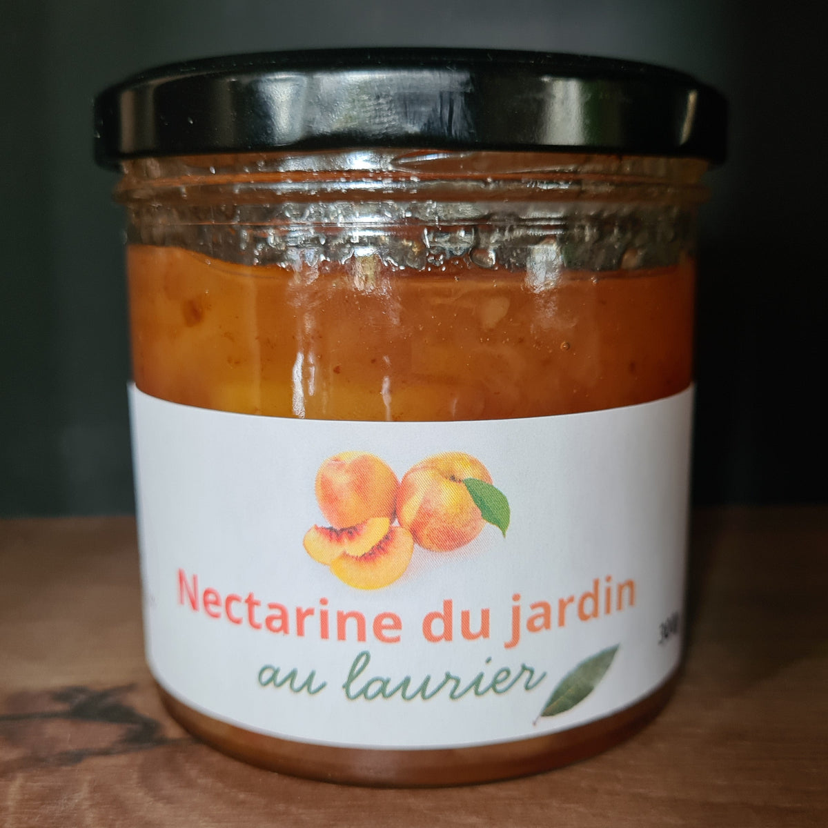 Nectarine du jardin au laurier