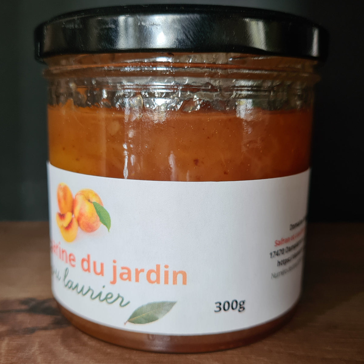 Nectarine du jardin au laurier